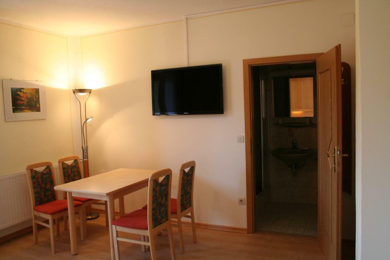 Gastehaus Sapetschnig Appartamento Faak am See Esterno foto