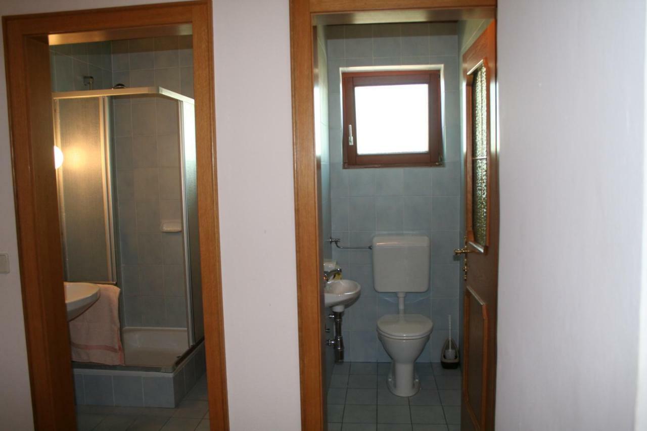 Gastehaus Sapetschnig Appartamento Faak am See Esterno foto